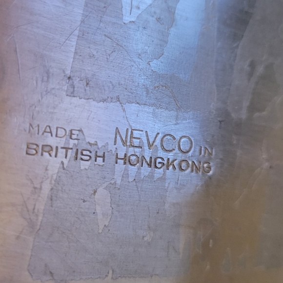 Nevco Aluminum Honeycomb Ice Cube Tray - Picture 5 of 5